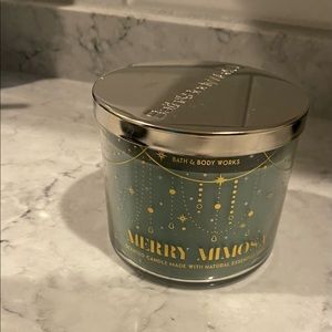 Bath and body works 3 wick candle